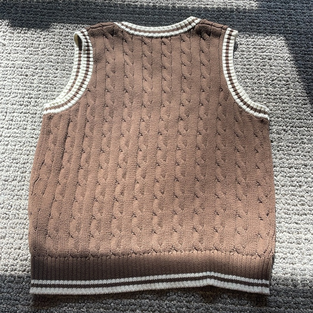 John Galt sweater vest - Picture 4 of 4